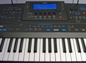 Roland E96