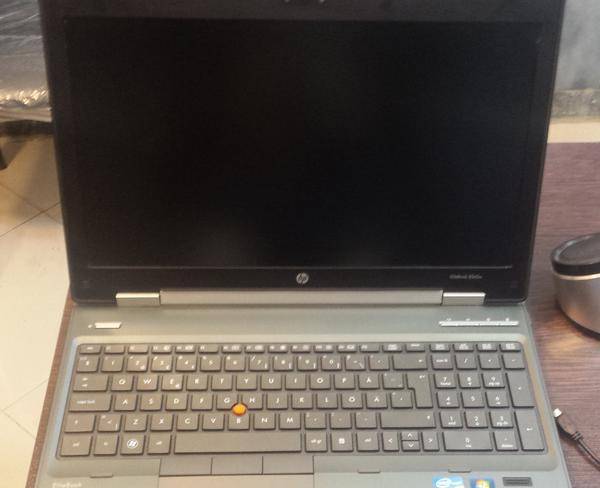 لپ تاپ HP 8560w i5/8/750/2