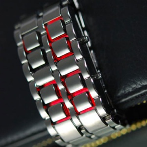 ساعت LED سامورایی اصل در جعبه فلزی با کمترین قیمت فقط 20000 تومان