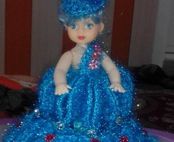 عروسک زینتی زیبا