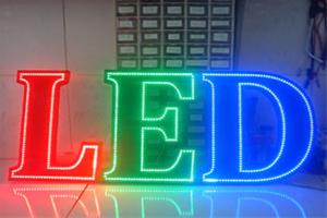 خدمات برش لیزری و تابلوی LED