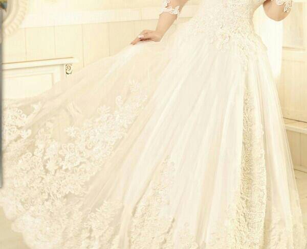 لباس عروس استین دار