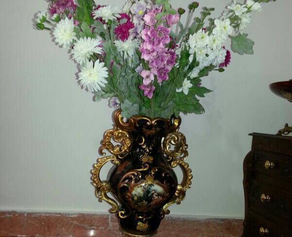 گلدان گلدکیش و14شاخه گل