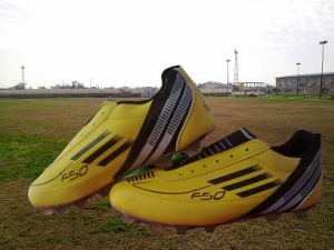 کفش فوتبالF50 مخصوص چمن