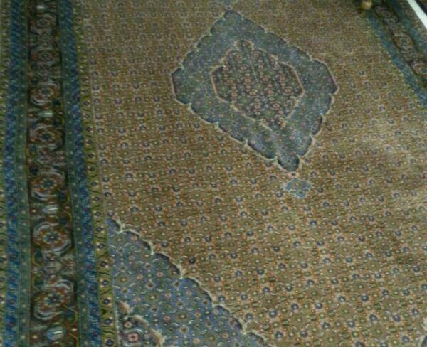 فرش دستباف طرح ماهی