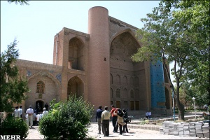 عکس هایی از موزه ی شیخ شهاب الدین اهری واقع در شهرستان اهر