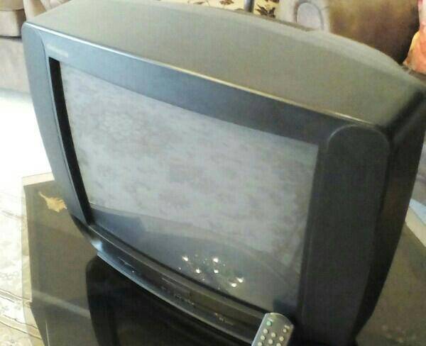 تلویزیون رنگی آریا