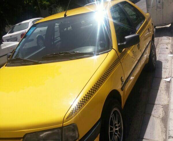 تاکسی زرد خطی