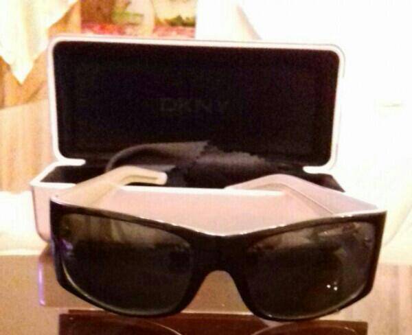 عینک آفتابی مارک DKNY