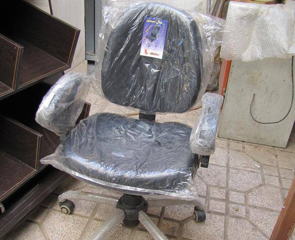 صندلی برای میز کامپیوتر و تحریر چرخدار