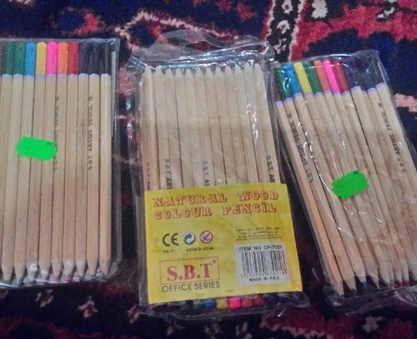 مداد رنگی ۱۲ تایی