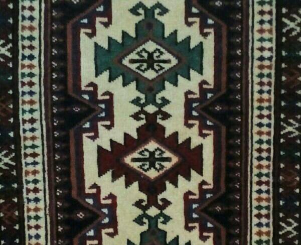 قالیچه دست باف تزئینی