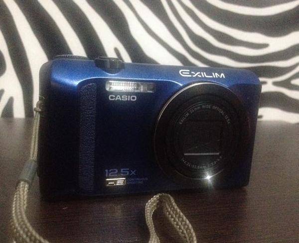 دوربین CASIO EXILIM HS EX-ZR200