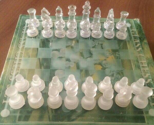 شطرنج شیشه ای نونو