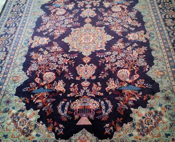 فرش دستباف ٣٠ سال قدمت
