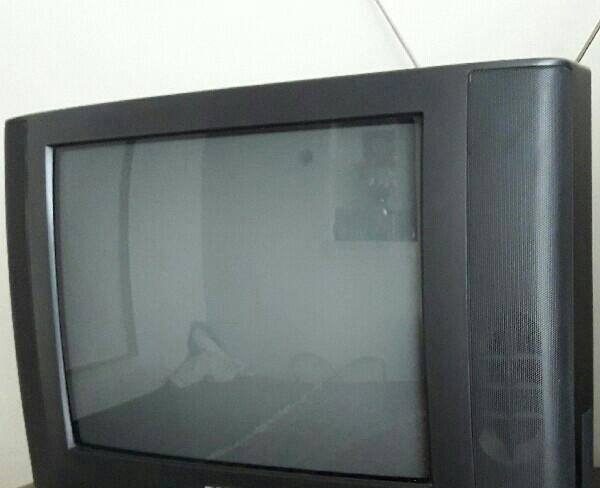 تلویزیون ۲۱ اینچ پارس