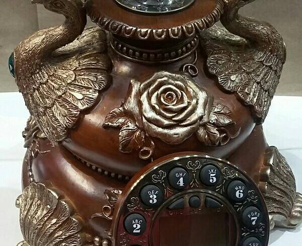 تلفن سلطنتی مدل طاووس