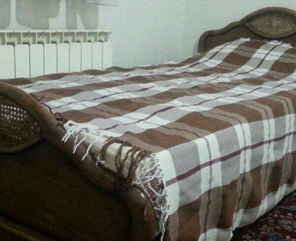 تخت یک نفره چوبی