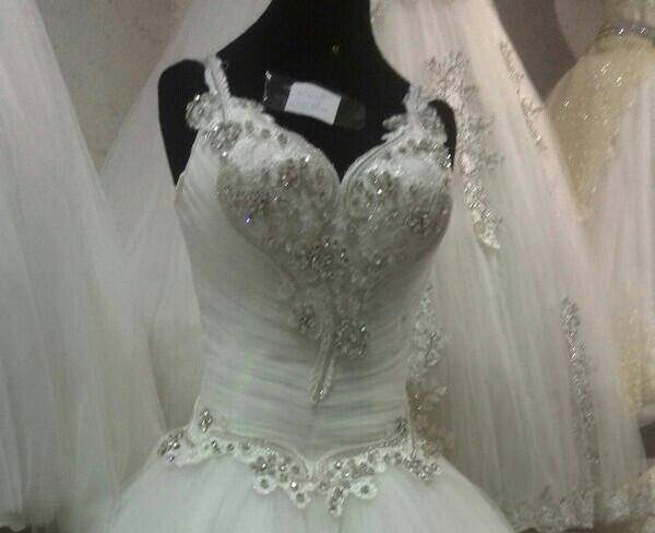 توجه توجه فروش لباس عروس به علت رسیدن ...