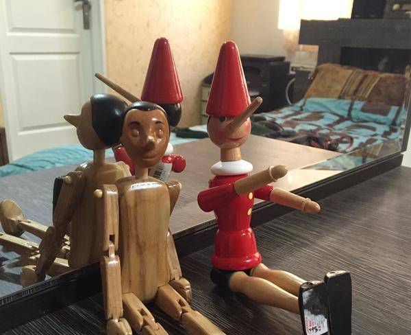 عروسکهای چوبی کار دست ایتالیا
