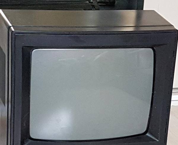 تلویزیون ۱۴ اینچ پارس گراندیگ