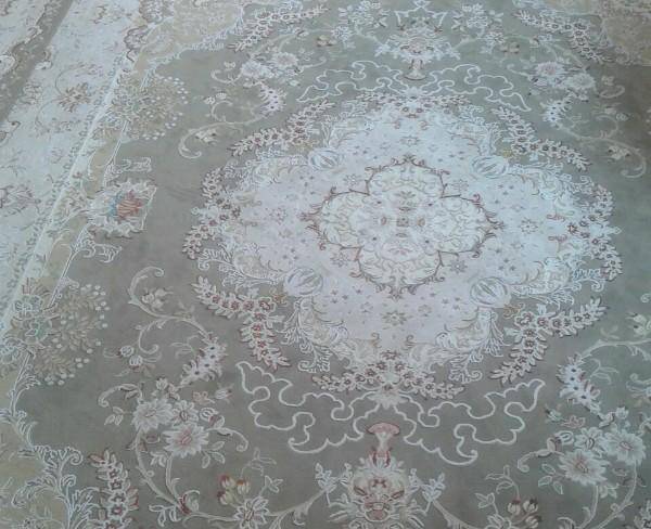 دوتخته فرش ۱۲متری تمیز واقع در داراب