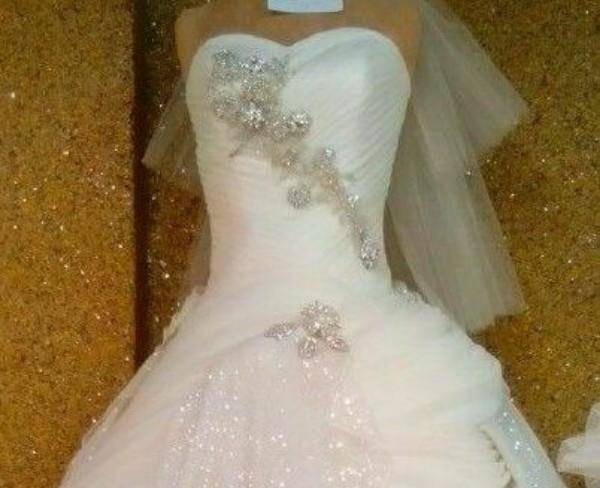 لباس عروس شیری رنگ