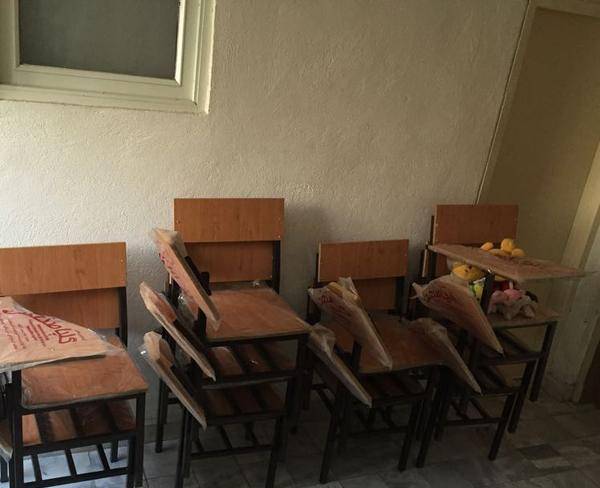 صندلی دانش آموزی دسته دار
