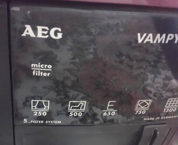 جاروبرقی AEG با قیمت جدید