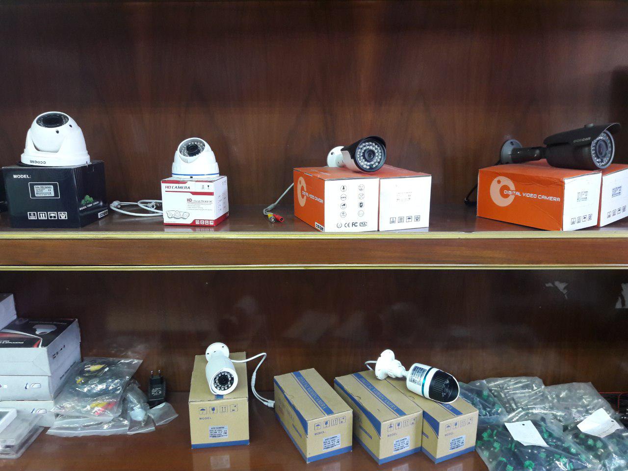فروش وخدمات نواع دوربینهای مداربسته CCDCAM باگارانتی 2ساله 88323000