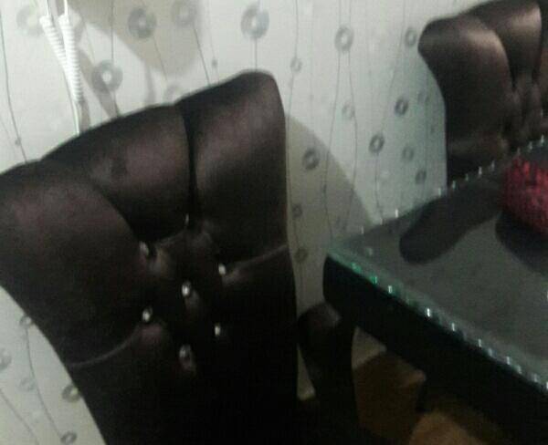 از این نوع صندلی شش عدد میخوام ..