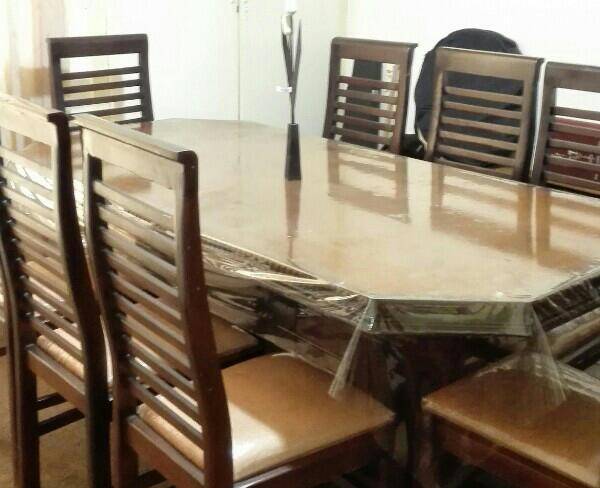 میز نهارخوری هشت نفره