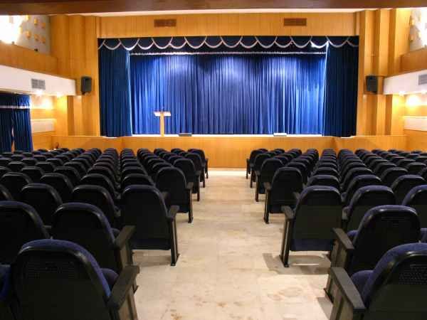 پرده سالن آمفی تئاتر و همایش , اجتماعات
