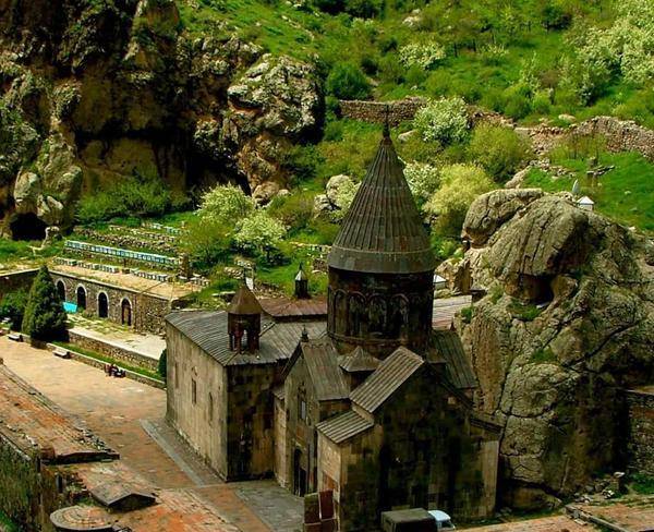 رزرو منزل در ارمنستان و گرجستان