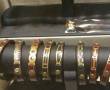انواع جواهرات و دستبند های چرم و طلا