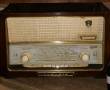 رادیو لامپی بسیار قدیمی