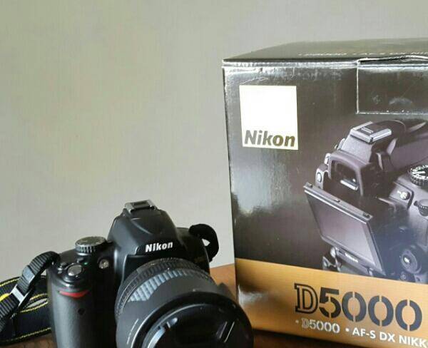 دوربین نیکون مدل D5000 با لنز 105-18