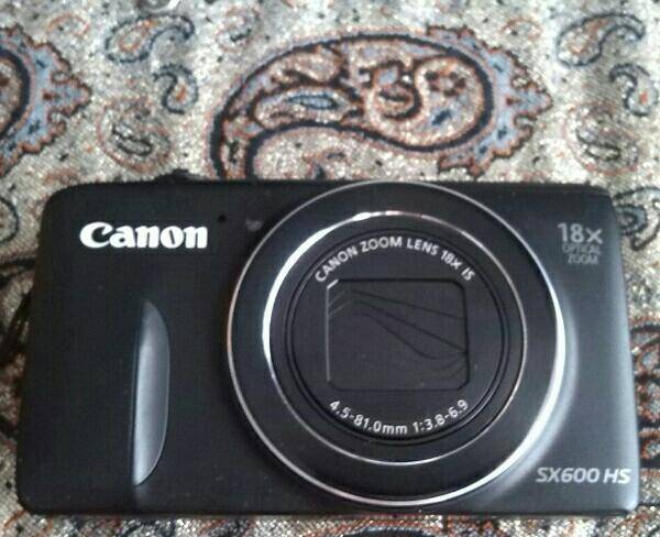 دوربین canon sx600 hs در حد نو