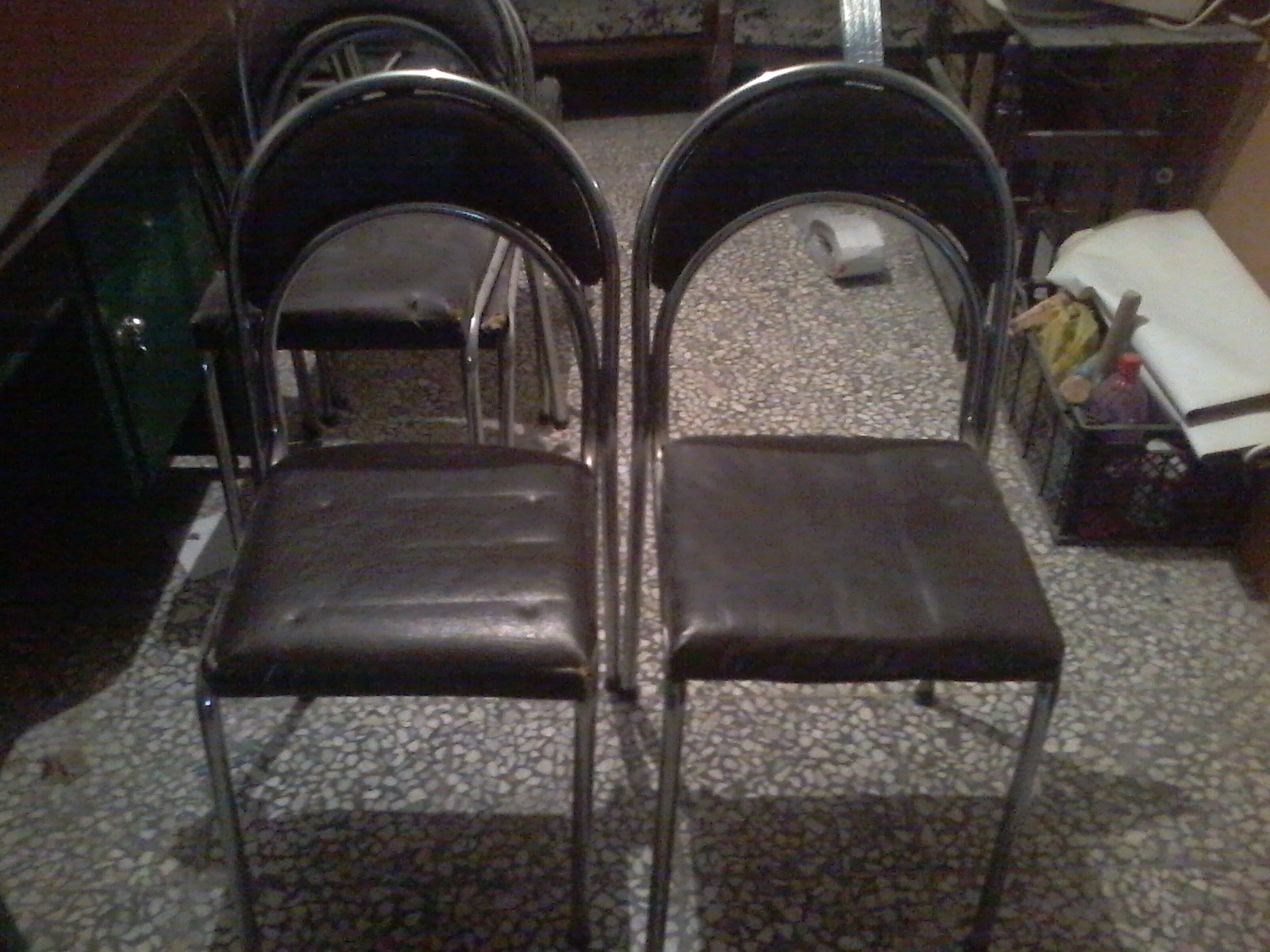 صندلی های پایه استیل 10000 تومان
