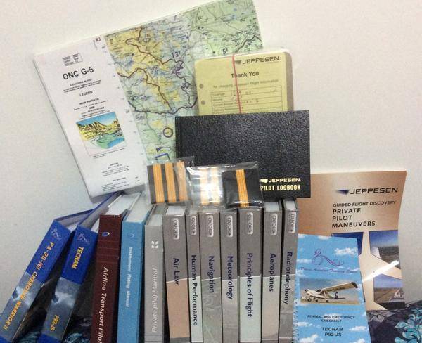 پکیج کامل کتابهای اموزش خلبانی