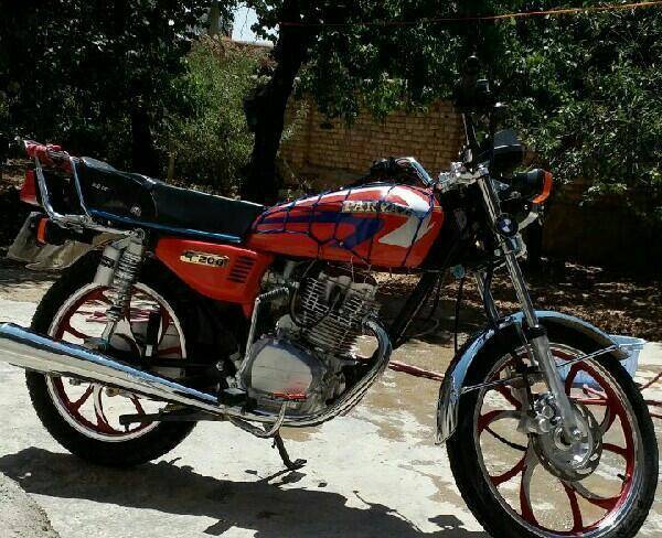 موتور سیکلت هوندا 200