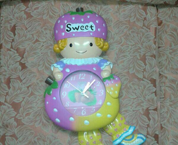 ساعت پاندول دار زیبا برای اتاق کودک