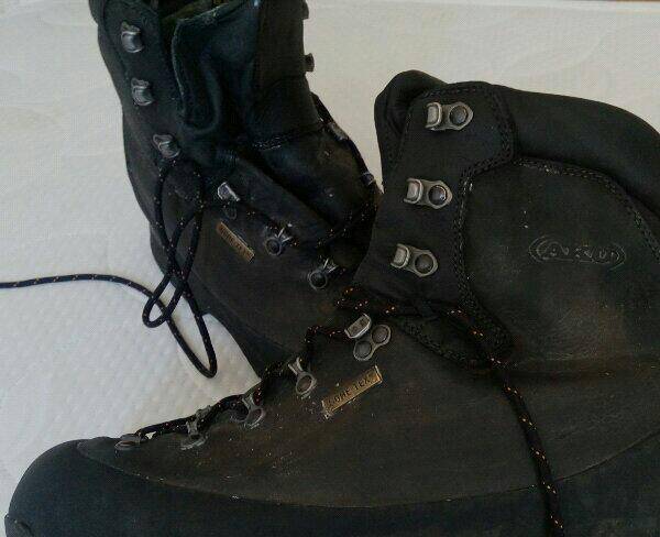 کفش کوهنوردی سنگین