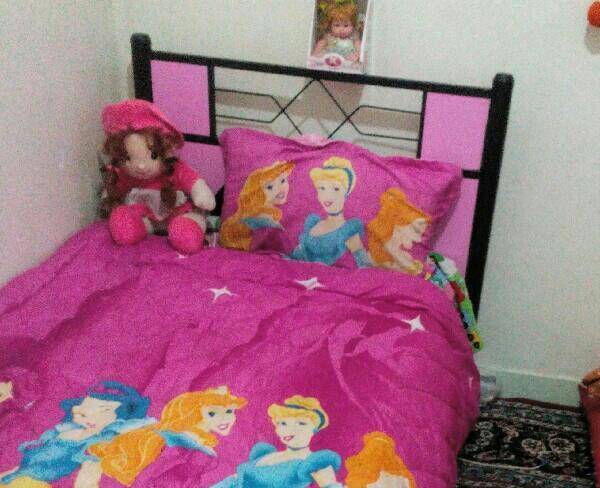 تخت شیک برای دختران شیک