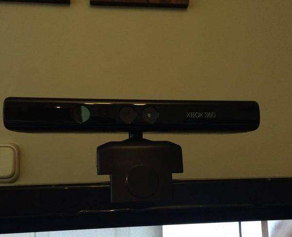 کینکت 360 همراه با پایه نصب تلویزیون Kinect ...