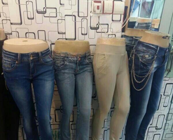 فروش عمده شلوار جین زنانه به قیمت فاکتور