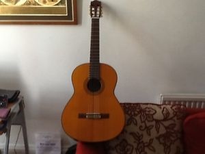 فروش گیتار یاماها c80