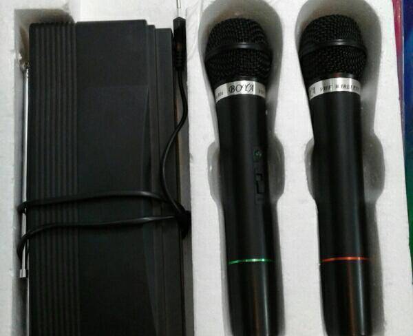 دو دستگاه میکروفون بی سیم نو