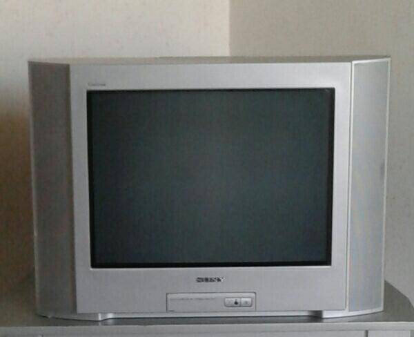 تلویزیون صفحه تخت 21 اینچ سونی