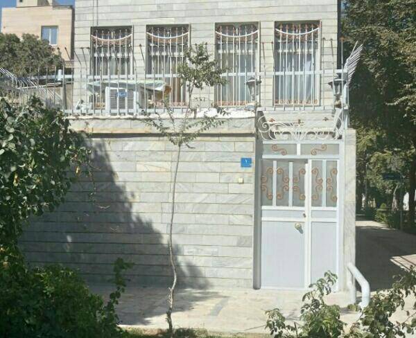 آپارتمان در خیابان شهید رجایی